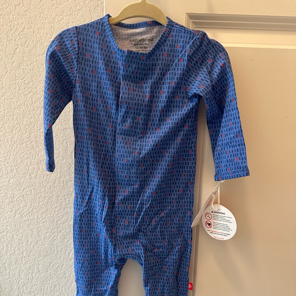 NWT Magnetic Me Footie